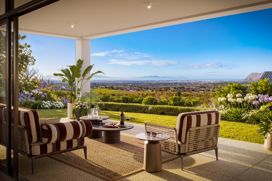 5 Bedroom Property for Sale in Constantia Western Cape
